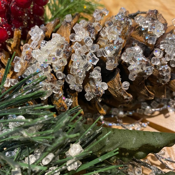 Christmas Holiday Berry, pine cone, pine and frozen ice sprays - Picture 5 of 6